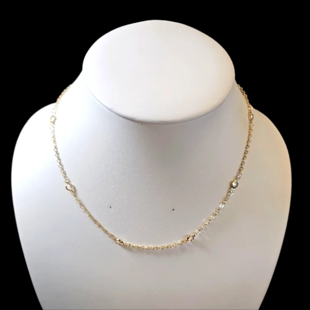 Elegant & Charming Rhinestone Pendant Gold Plated Necklace.